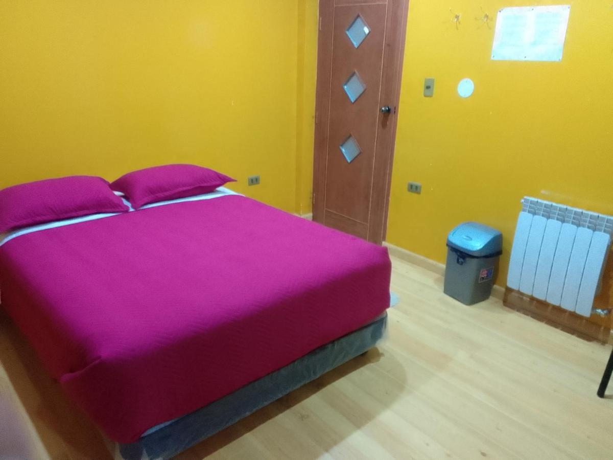 Hostal Sin Fronteras Уюні Екстер'єр фото
