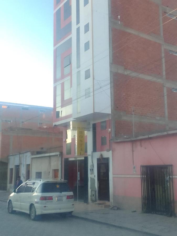 Hostal Sin Fronteras Уюні Екстер'єр фото