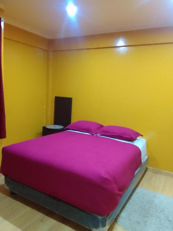 Hostal Sin Fronteras Уюні Екстер'єр фото